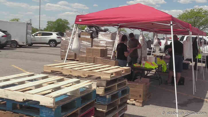 Allison Park Church Holds Food Distribution Event At Beaver Valley Mall