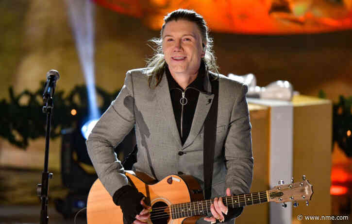 Goo Goo Dolls announce ‘Rarities’ LP and share live cover of INXS’s ‘Don’t Change’