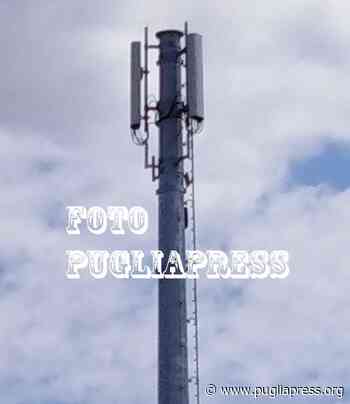 Manduria: Nuova antenna per telefonia issata su terreno privato nei pressi dei giardini pubblici a Uggiano Montefusco. - Puglia Press
