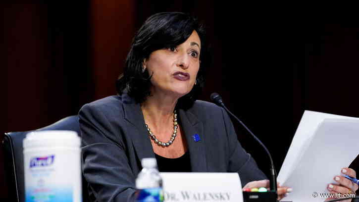 Vaccinated Democrats in Congress refuse to drop masks as CDC director questioned on whether mandate reversal politically motivated
