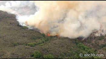LIVE: Fast-moving wildfire in Southern California explodes to 1325-acres, 0% contained