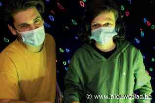 Laatste keer muzikaal prikje in vaccinatiecentrum dankzij dj-school