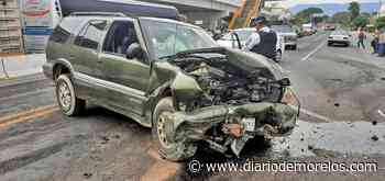 Terminan en el hospital dos conductores tras chocar en carretera Cuernavaca-Taxco - Diario de Morelos