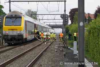 Zestig reizigers geëvacueerd na aanrijding op spoor