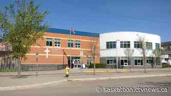 COVID-19 case prompts Saskatoon school to move to online learning