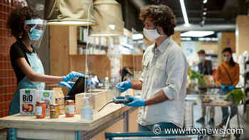 New CDC mask guidance ‘should not send message pandemic is over,’ expert group says