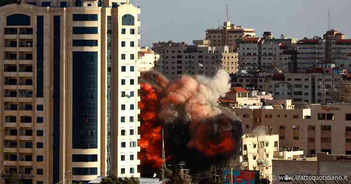 “Tregua tra Hamas e Israele entro due giorni”. Ma Netanyahu smentisce le fonti diplomatiche: “Continuare a colpire”. 221 morti palestinesi
