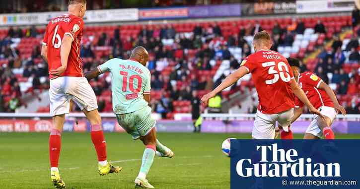 André Ayew’s moment of class puts Swansea in driving seat against Barnsley