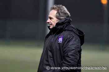 Coach Wachel blijft nuchter na nieuwe titel Anderlecht: &quot;Geen alcohol, wel champagnevoetbal&quot;