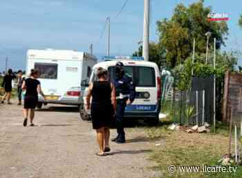 Ardea, gruppi di nomadi alle Salzare: la polizia locale allontana le roulotte - Il Caffè.tv