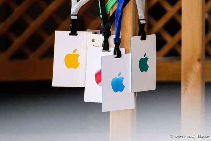 Why Apple’s Facebook hiring fiasco never should have happened