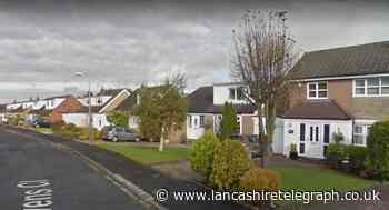 Man with 'dirty, grubby hands' seen lifting fence panels at 7.15 this morning