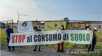 Erba: “flash mob” contro il cemento in via Galilei - CiaoComo