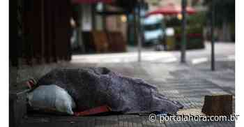 Após assassinato e reclamações, Prefeitura de Imbituba debate aumento de andarilhos na cidade e vai cadastrar moradores de rua - Portal AHora