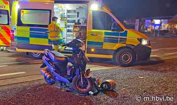 Bestelwagen rijdt weg na aanrijding met scooter (Borgloon) - Het Belang van Limburg Mobile - Het Belang van Limburg