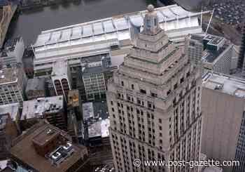 Fire burning at Gulf Tower in Downtown