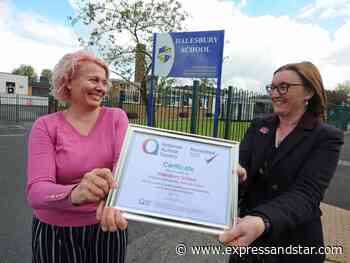 Dudley school first in borough to receive National Autistic Society accreditation - expressandstar.com
