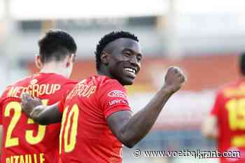 Sakala neemt met twee doelpunten afscheid van Diaz Arena: &quot;Ik ga alle Afrikaanse voetballers aanraden om naar hier te komen&quot;