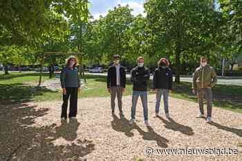 Fitnesstoestellen na amper drie weken al weggehaald wegens overlast, Jens (19) start petitie: “Straf niet iede - Het Nieuwsblad