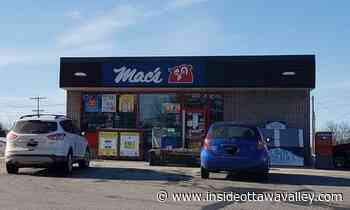 Crime Carleton Place man charged with armed robbery in Townline Road incident - Ottawa Valley News