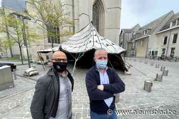 Restaurant La Boya verwelkomt klanten in authentieke berbertent