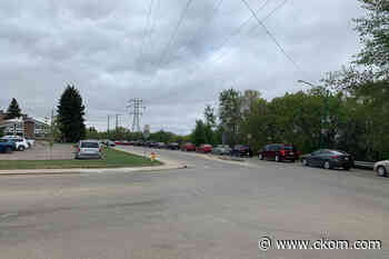 Saskatoon drive-thru vaccination site closes early Wednesday; to reopen Thursday - CKOM News Talk Sports