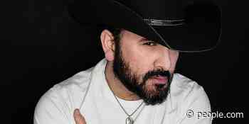 Country Renegade Ray Scott Shares His Love for the Great Unknown on Road Trip-Worthy Song 'Cover the Earth' - PEOPLE