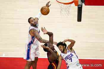 Sixers' Mike Scott Remains a Valuable Veteran to Paul Reed, Isaiah Joe - Sports Illustrated