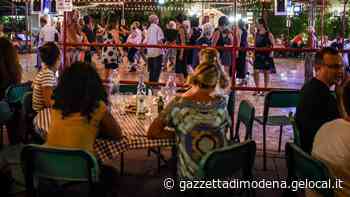 Covid a Modena. «Discoteche e sale da ballo, ci trattano come untori» - La Gazzetta di Modena