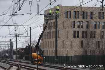 Laatste loodjes voor elektrificatie spoorlijn Mol-Hamont (Mol) - Het Nieuwsblad