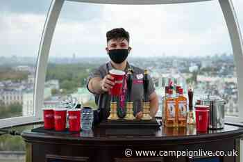 Beefeater opens tiny pub on the London Eye