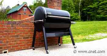 Smoky grilling delights with the Weber SmokeFire EX6 video     - CNET