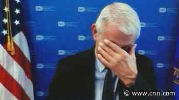 See moment during press conference that made Fauci laugh