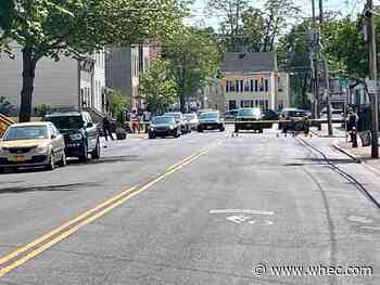 6 men shot in Albany, 1 fatally