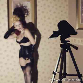 Voormalig Playboy-model uit Borgloon brengt boek uit met erotische zelfportretten