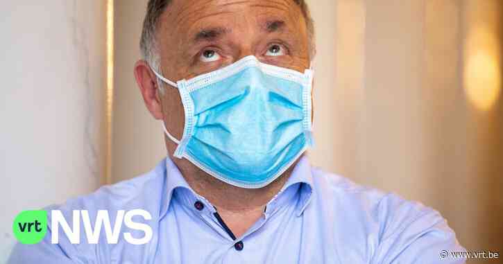 BEKIJK - Twitterruzie Marc Van Ranst en oprichter "Viruswaarheid" op 2.000 Nederlandse reclameborden - VRT NWS