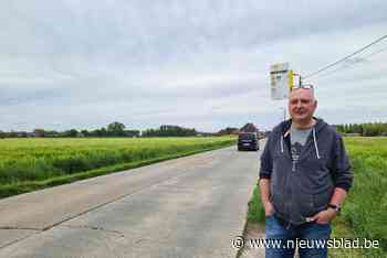 Harald pleit voor dringende aanleg van fiets-en voetpaden aan drukke weg: “Hopelijk verschijnt er geen kruisje langs de weg vooraleer hij wordt aangepakt”