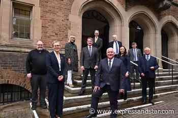 Dudley Council leader unveils new top team as he outlines priorities - expressandstar.com