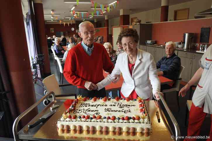 Eindelijk weer feest: Roger en Monique vieren briljant met taart