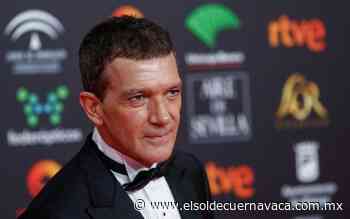 Antonio Banderas devela placa de Blindness - El Sol de Cuernavaca