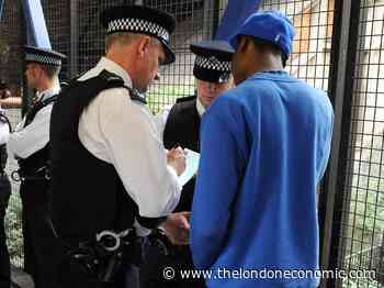 Outrage as food delivery drivers stopped by immigration officers - The London Economic