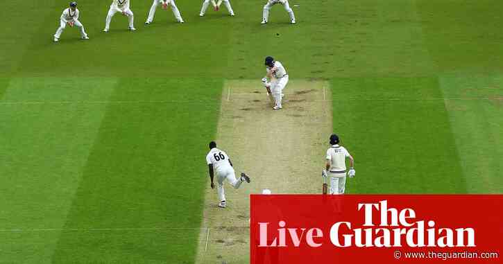 Nottinghamshire’s Fletcher puts Worcs in trouble: county cricket – as it happened