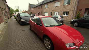 Düren: Spielende Mädchen zerkratzen 33 Autos mit Steinen - RTL Online