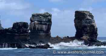Famed Rock Formation in Galapagos Islands Collapses