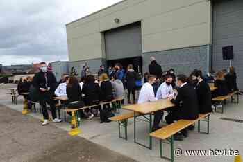 Zesdejaars Biotechnicum vieren Chrysostomos (Bocholt) - Het Belang van Limburg Mobile - Het Belang van Limburg