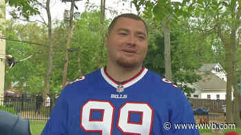 Harrison Phillips teams up with the Boy Scouts to cleanup Bornhava