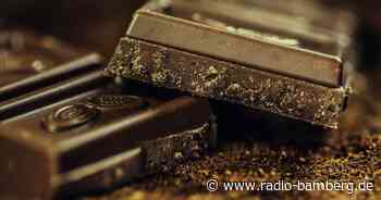 Schokoladen Diebe brechen in Corona-Testzelt ein.