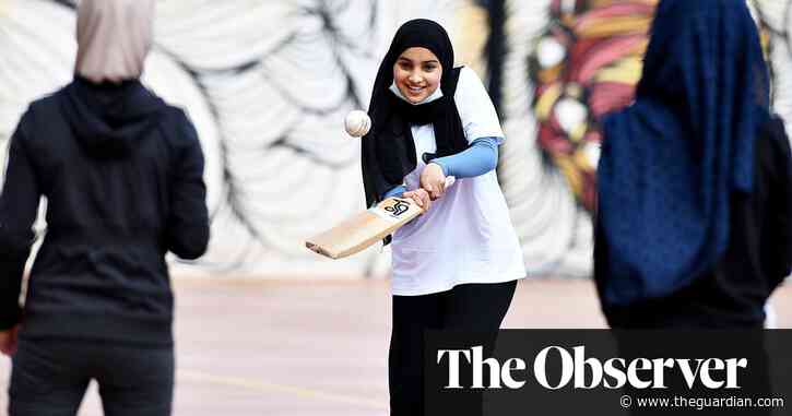 Howzat! Football-mad Barcelona votes to build cricket oval