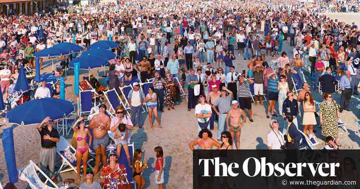 Group think: why art loves a crowd