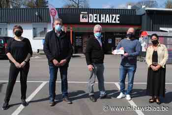 Jan schenkt gewonnen waardebonnen aan vzw Poezenpootjes - Het Nieuwsblad